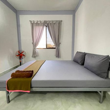 Sevenstars Hostel Сіануквіль Екстер'єр фото